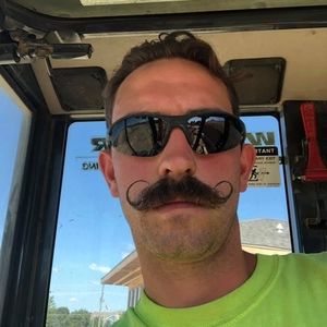 Meet your Posher, Logan